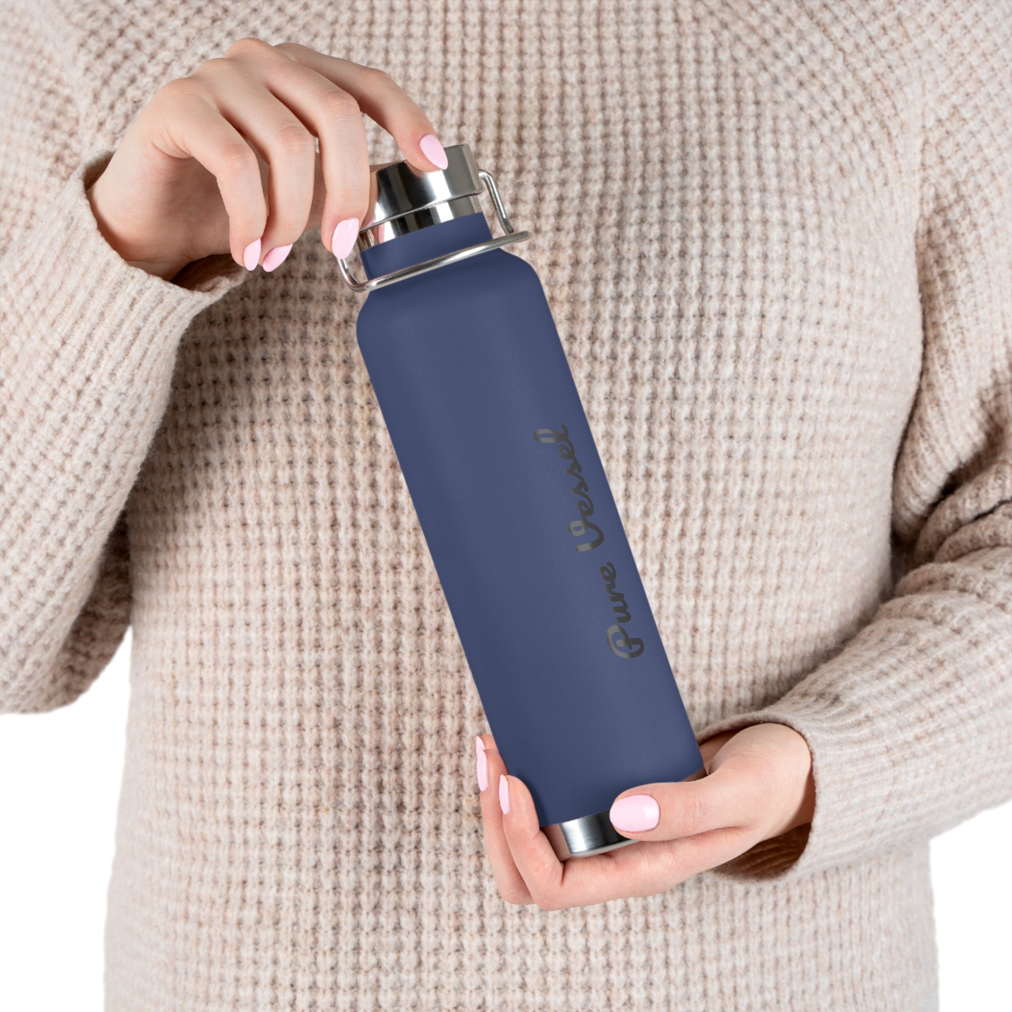 Pure Vessel 22oz Copper Vacuum Insulated Bottle — Red Stainless Steel Travel Flask